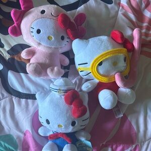 Hello Kitty Pink and White Stuffed Animals Set